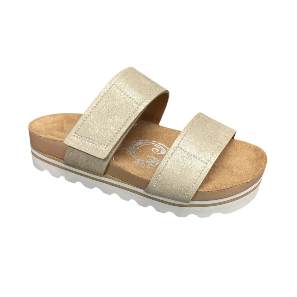 The Paislee Sandal Champagne by VERY G features adjustable straps and a white ridged sole, offering a lightweight, beige platform sandal perfect for anyone wanting a neutral wardrobe addition.