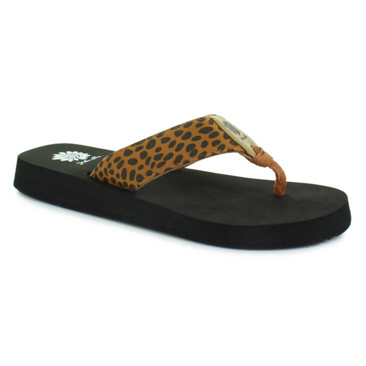 A single Yellow Box - CIT Fiasco Leopard flip flop with a black sole and a leopard print strap featuring a small white floral emblem.