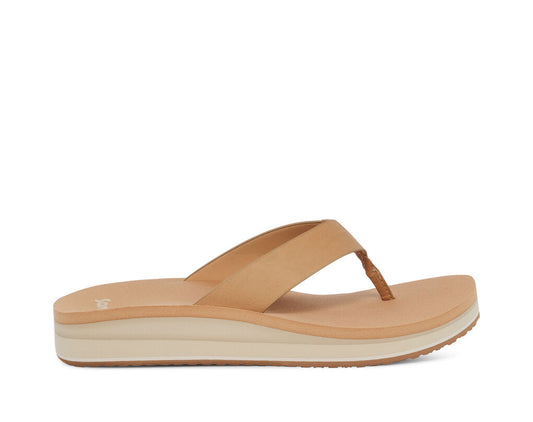 The comfortable Sanuk Highland flip-flop sandals in Tan have a soft top and are displayed on a white background.