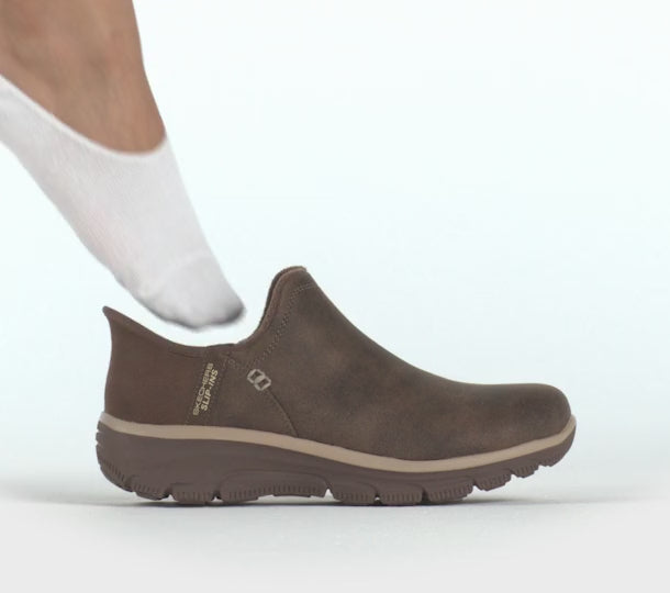 Skechers Slip-ins Relaxed Fit: Easy Going - Modern Hour